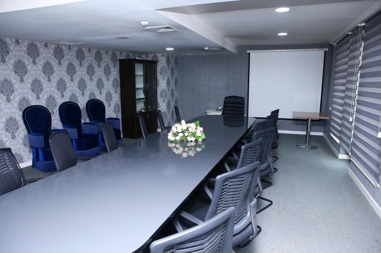 Deluxe Hotel גאנג'ה מראה חיצוני תמונה